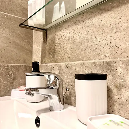 Aqua Vista Storia Lujo La Mare * 那沃达利