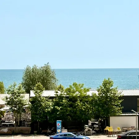 Aqua Vista Storia Lujo La Mare 公寓