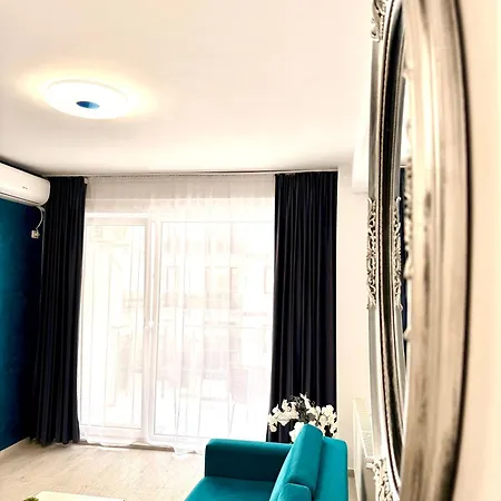 Aqua Vista Storia Lujo La Mare Apartment Navodari